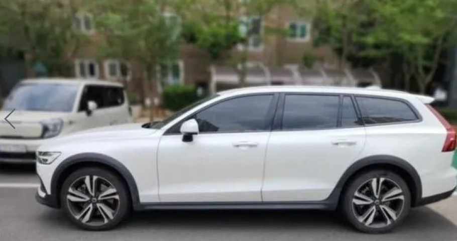 Volvo V60 