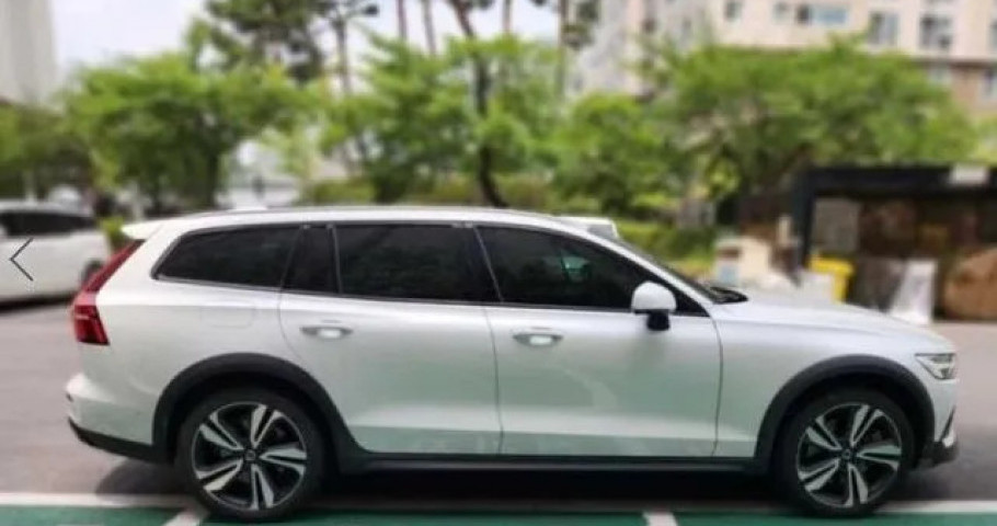 Volvo V60 