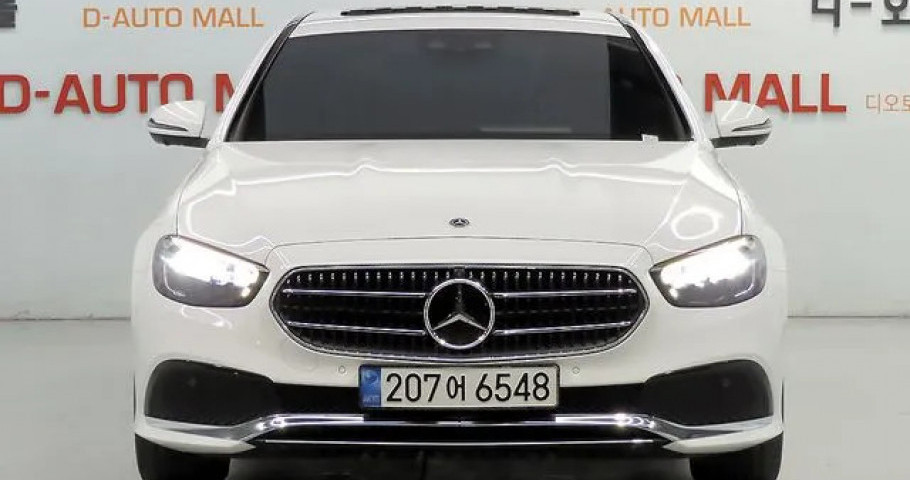 Mercedes-Benz E-Class 