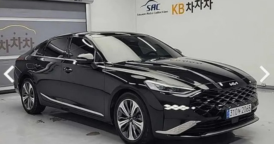 Kia K8 