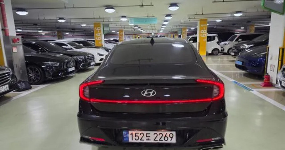 Hyundai Sonata 