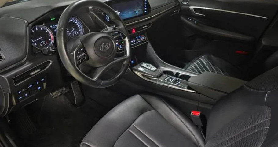 Hyundai Sonata 