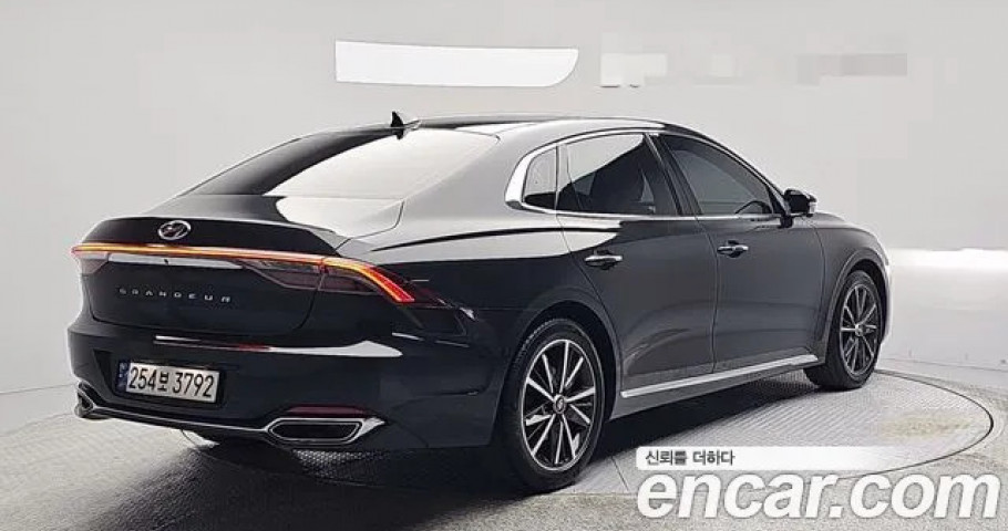 Hyundai Grandeur 