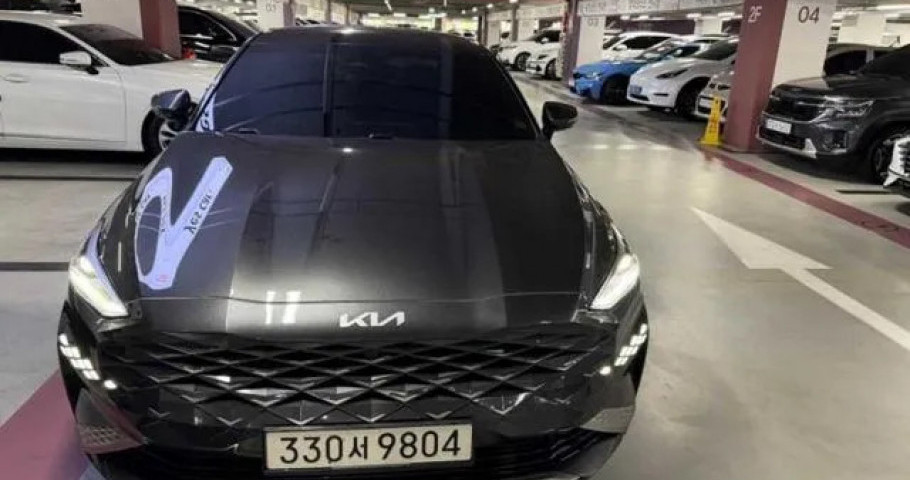 Kia K8 