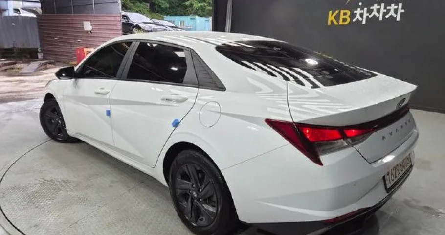 Hyundai Avante (Elantra) 
