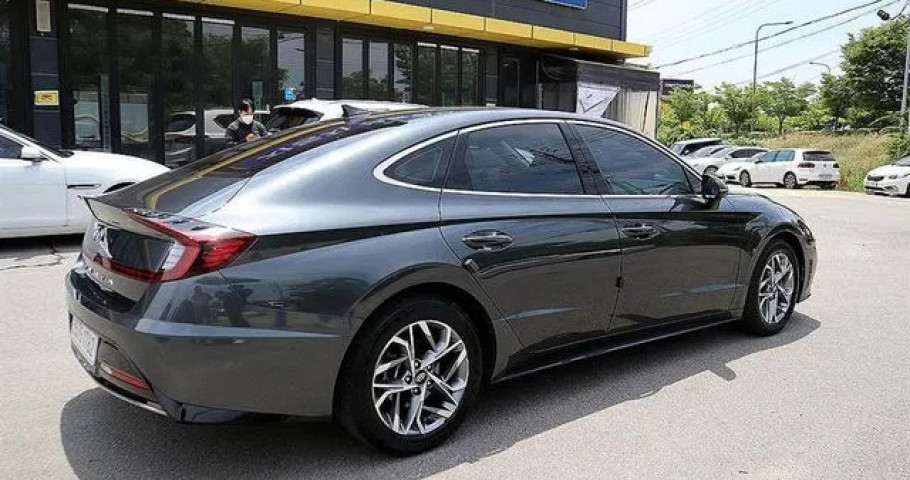Hyundai Sonata 