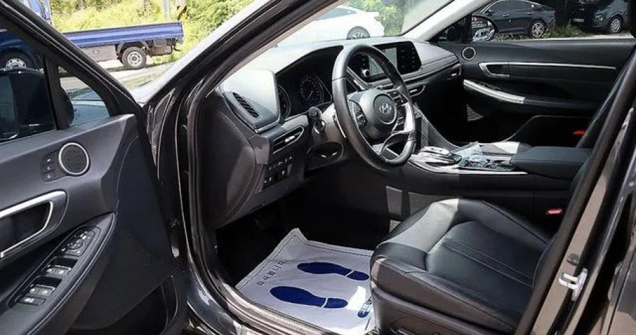 Hyundai Sonata 