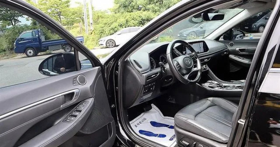 Hyundai Sonata 