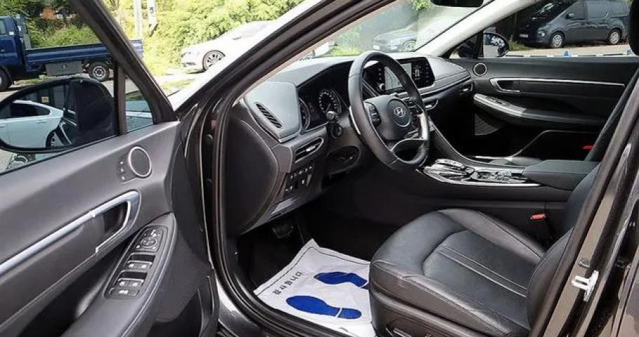 Hyundai Sonata 