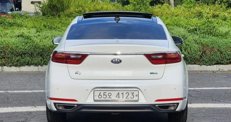 Kia K7 