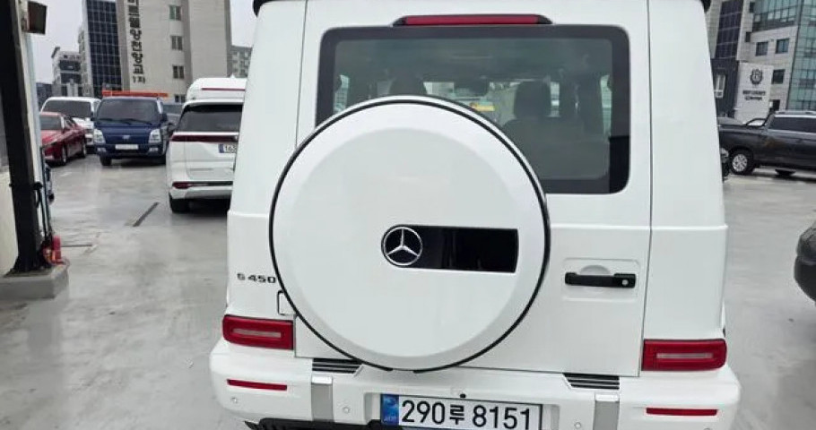 Mercedes-Benz G-Class 