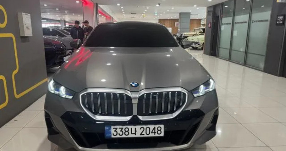 Bmw 5-Series 