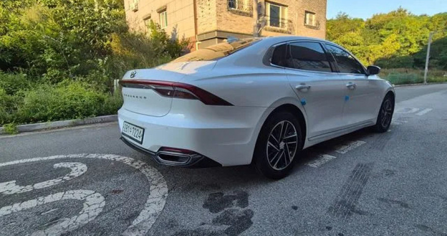 Hyundai Grandeur 