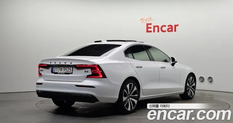 Volvo S60 
