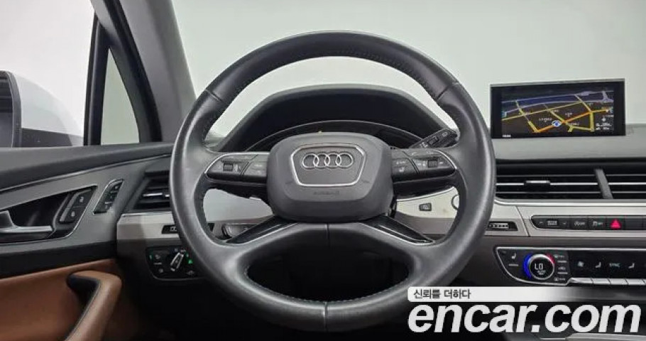 Audi Q7 