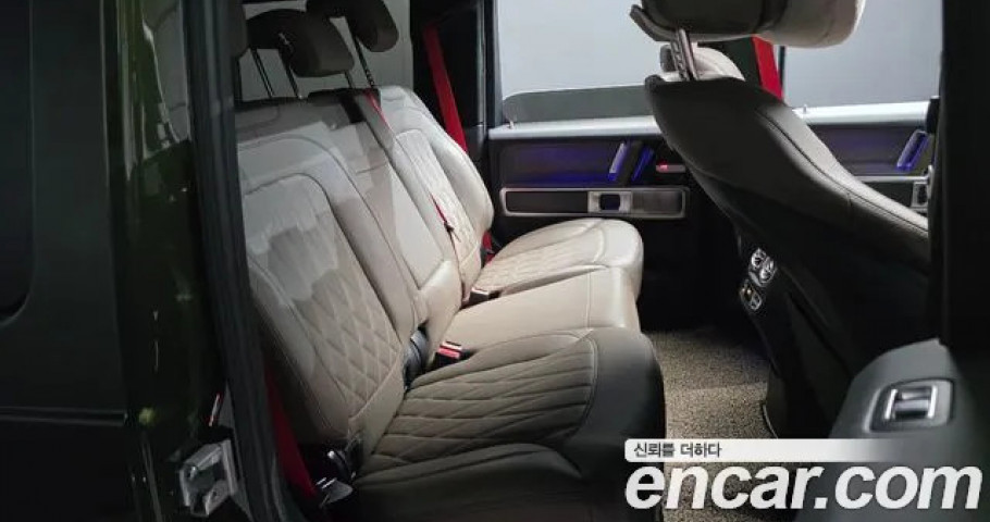 Mercedes-Benz G-Class 