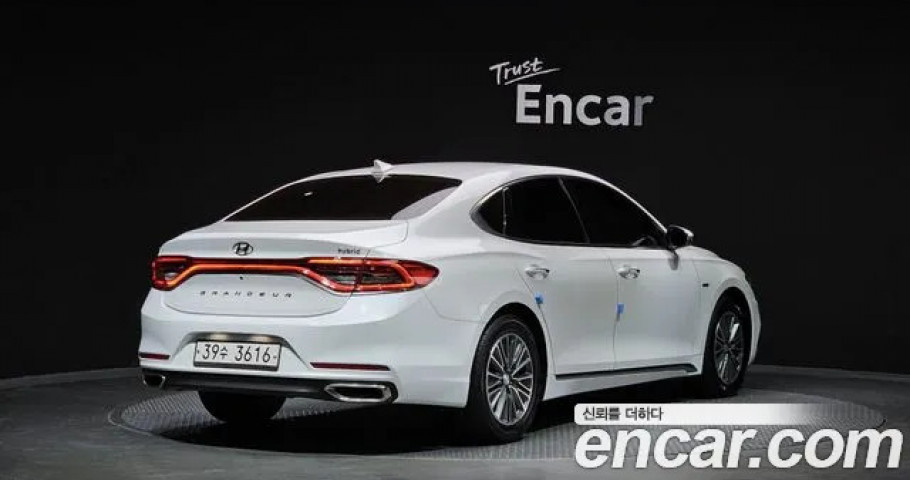 Hyundai Grandeur 
