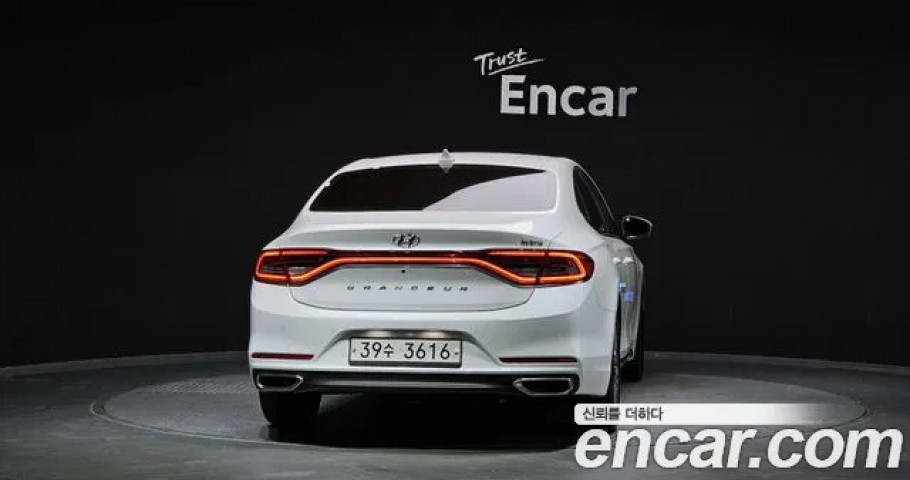Hyundai Grandeur 