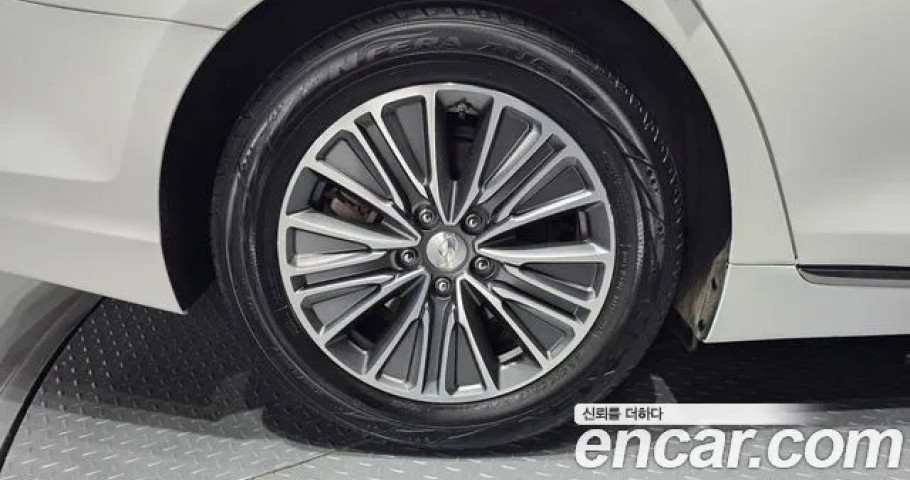 Hyundai Grandeur 