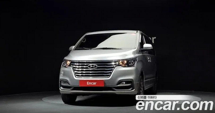 Hyundai Starex 