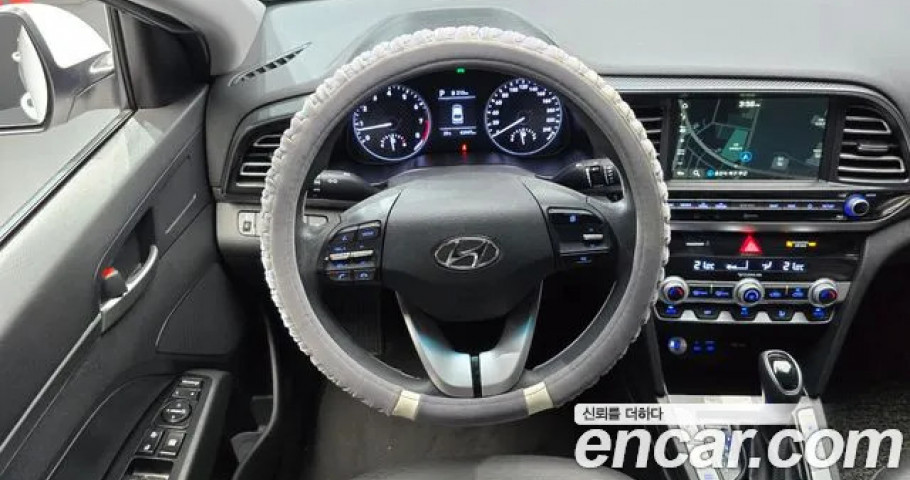 Hyundai Avante (Elantra) 