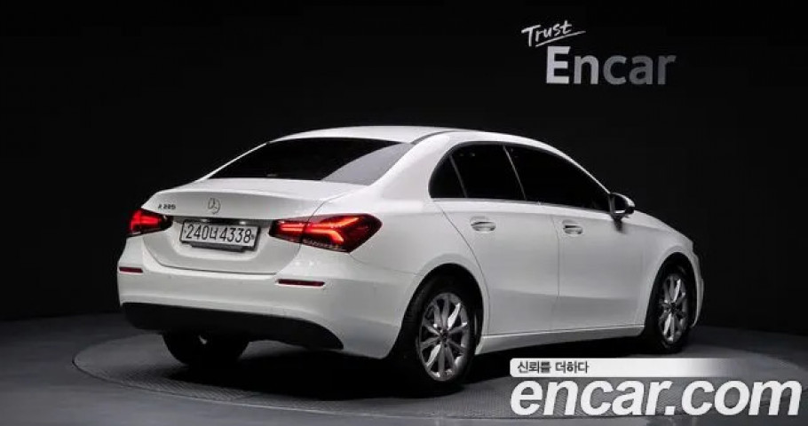 Mercedes-Benz A-Class 