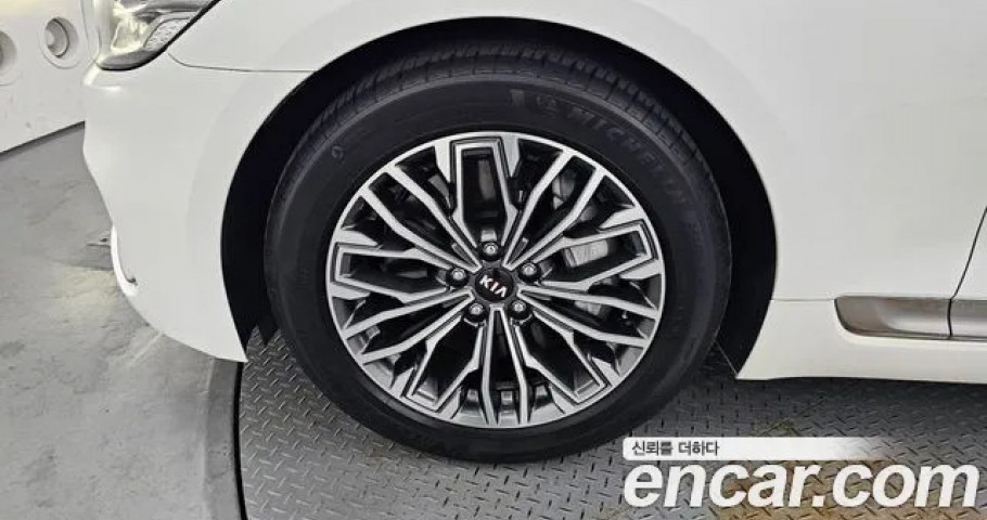 Kia K9 