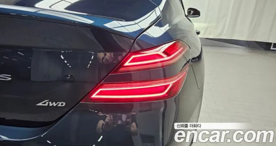 Genesis G70 