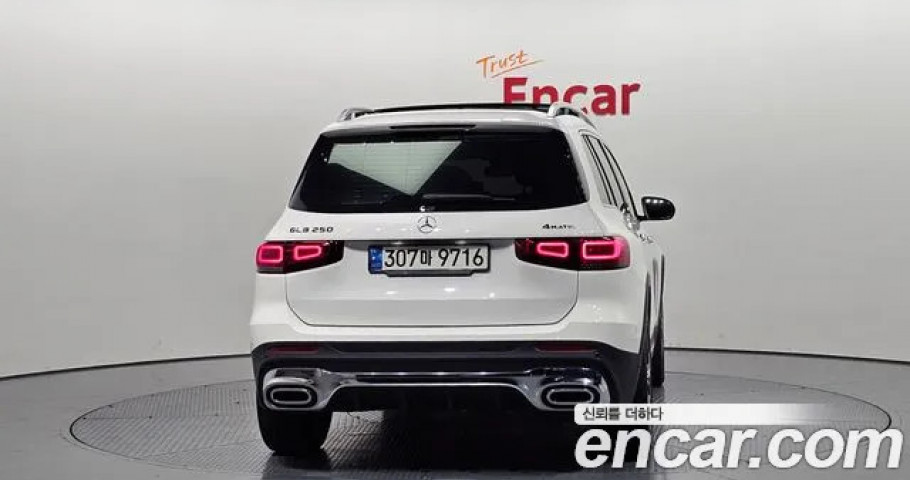 Mercedes-Benz Glb-Class 