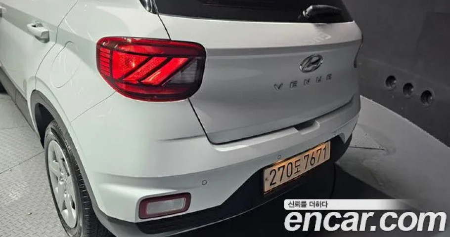 Hyundai Venue 