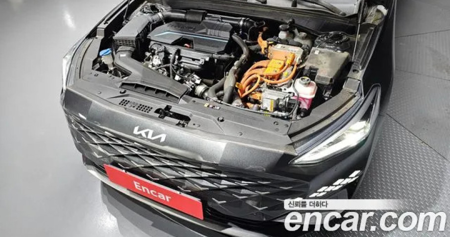 Kia K8 