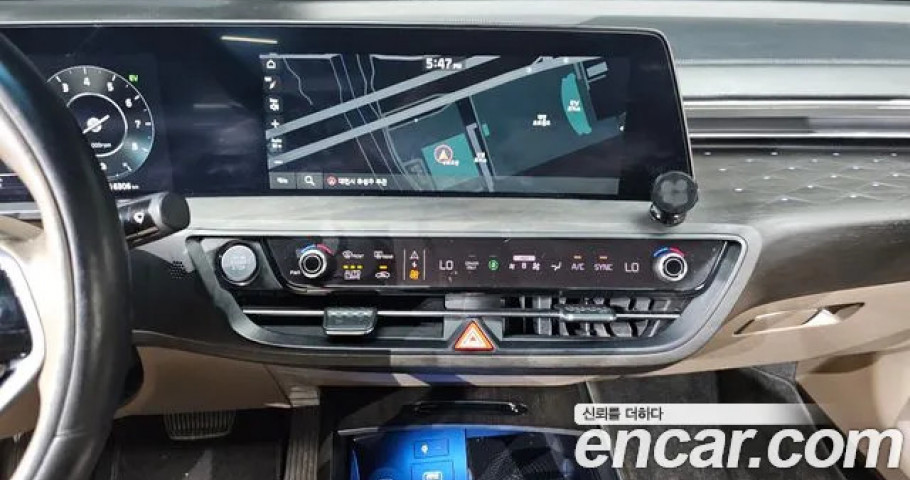 Kia K8 