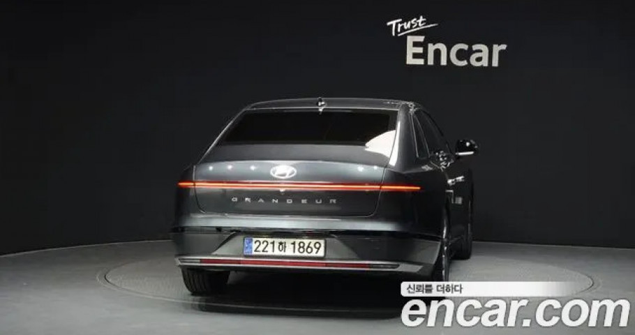 Hyundai Grandeur 
