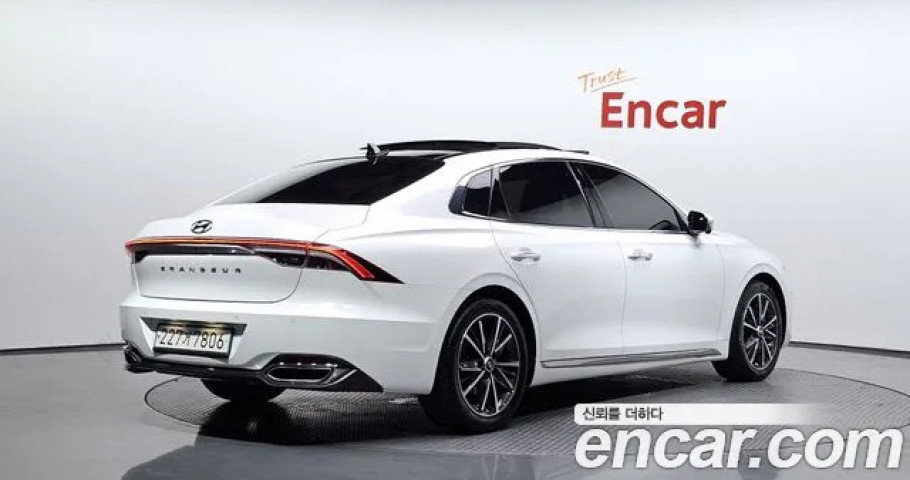 Hyundai Grandeur 