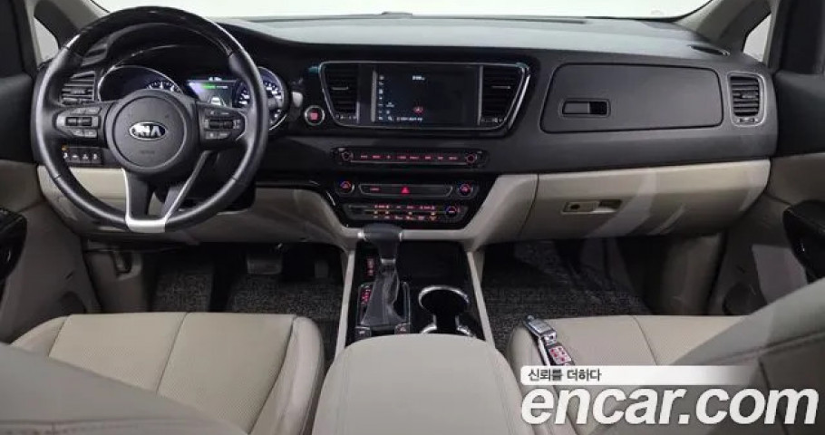 Kia Carnival 