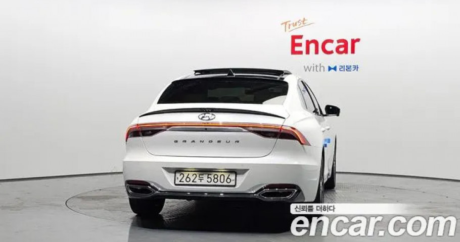Hyundai Grandeur 