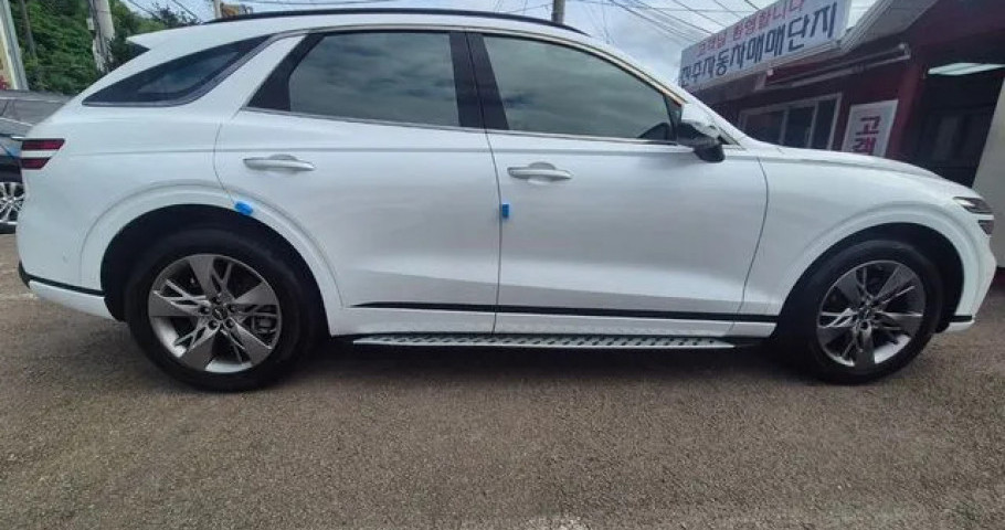 Genesis Gv70 