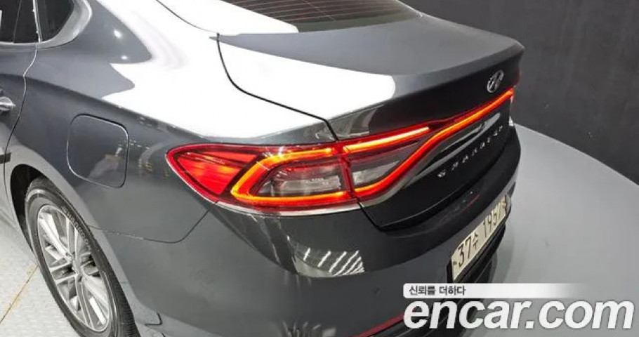 Hyundai Grandeur 