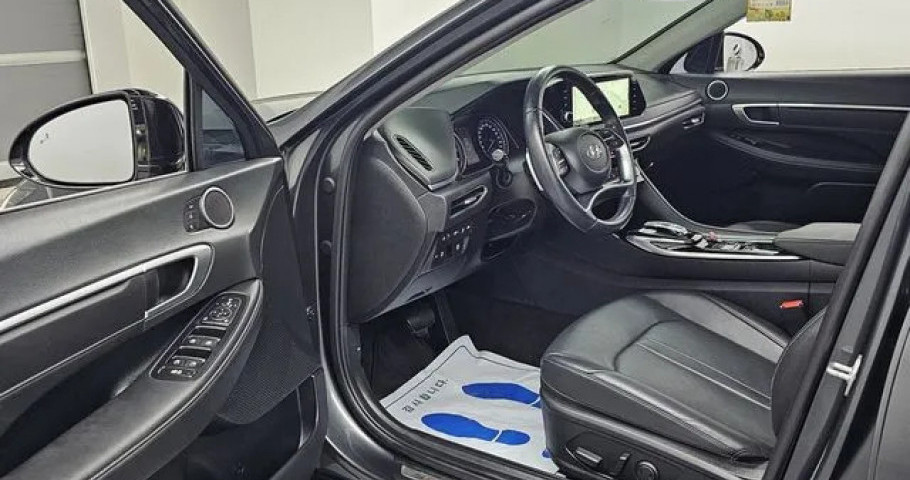 Hyundai Sonata 