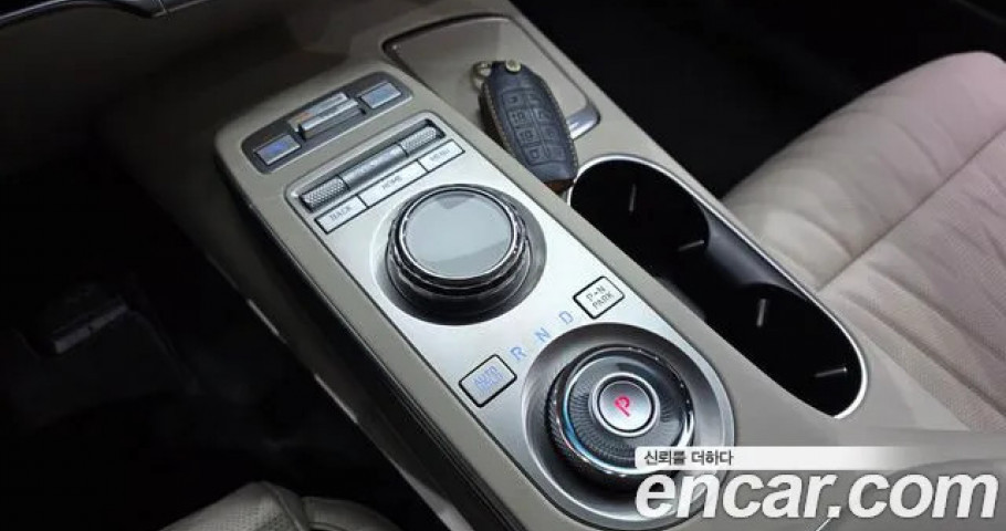 Genesis Gv70 