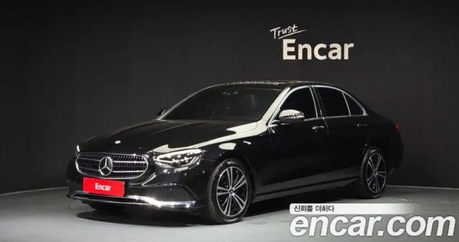 Mercedes-Benz E-Class 