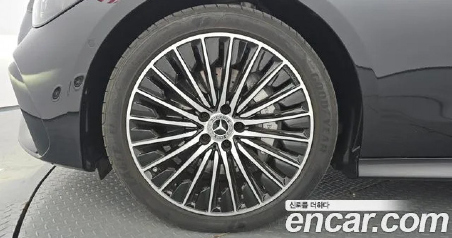 Mercedes-Benz Cle-Class 