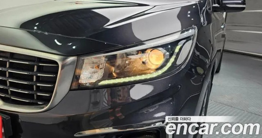 Kia Carnival 