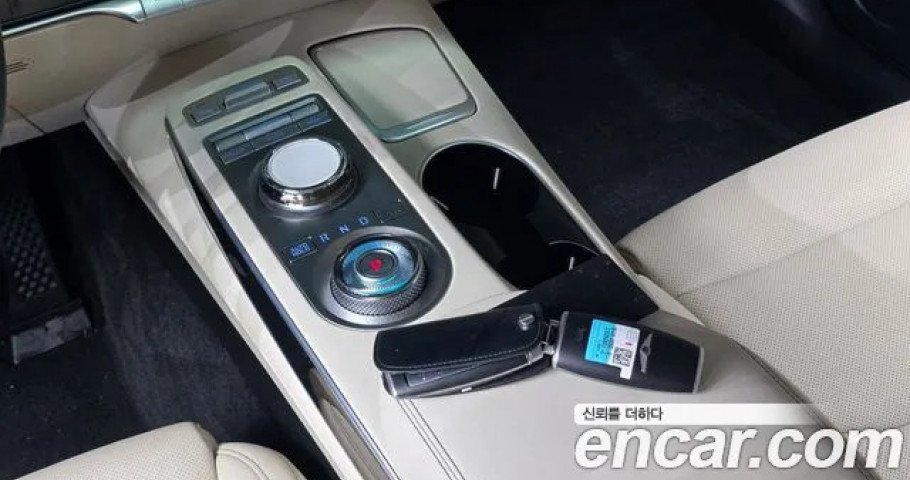 Genesis Gv70 
