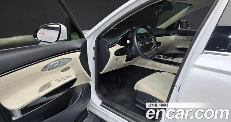 Genesis Gv70 