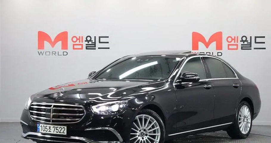 Mercedes-Benz E-Class 