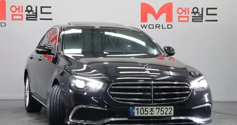 Mercedes-Benz E-Class 