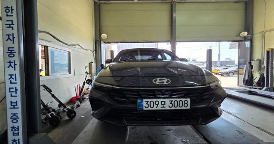 Hyundai Avante (Elantra) 