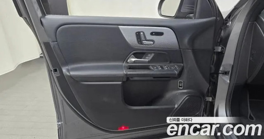 Mercedes-Benz Glb-Class 