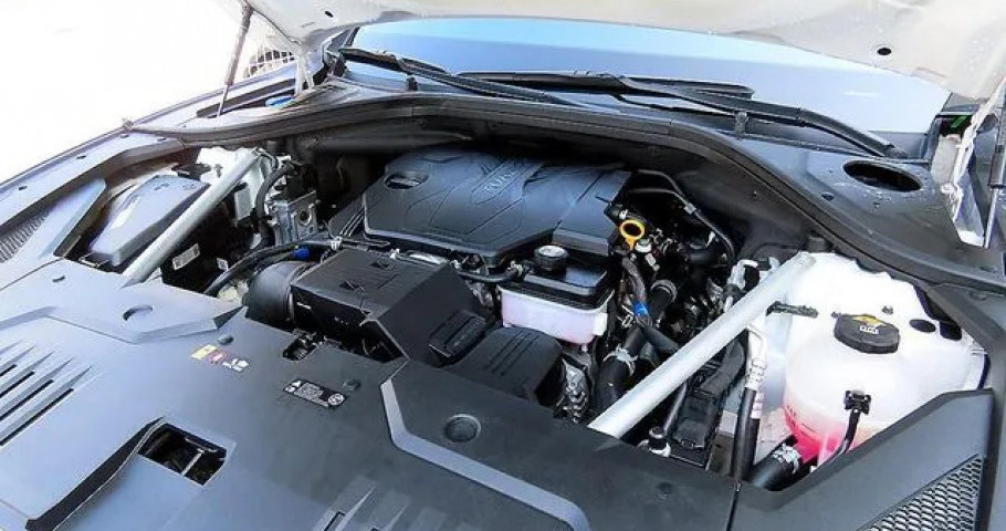 Genesis Gv70 